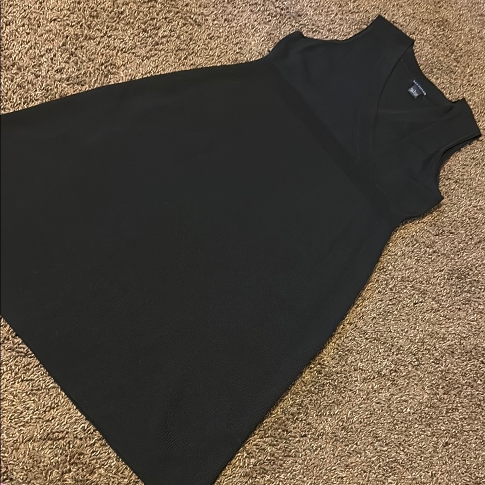 Black Sleeveless V-Neck Sheath Dress for Cocktail